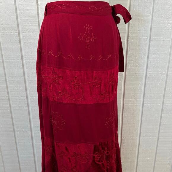 Newport News Women Fairy Vintage Skirt Midi Boho Red Velvet Holiday Size 10P - Picture 5 of 9